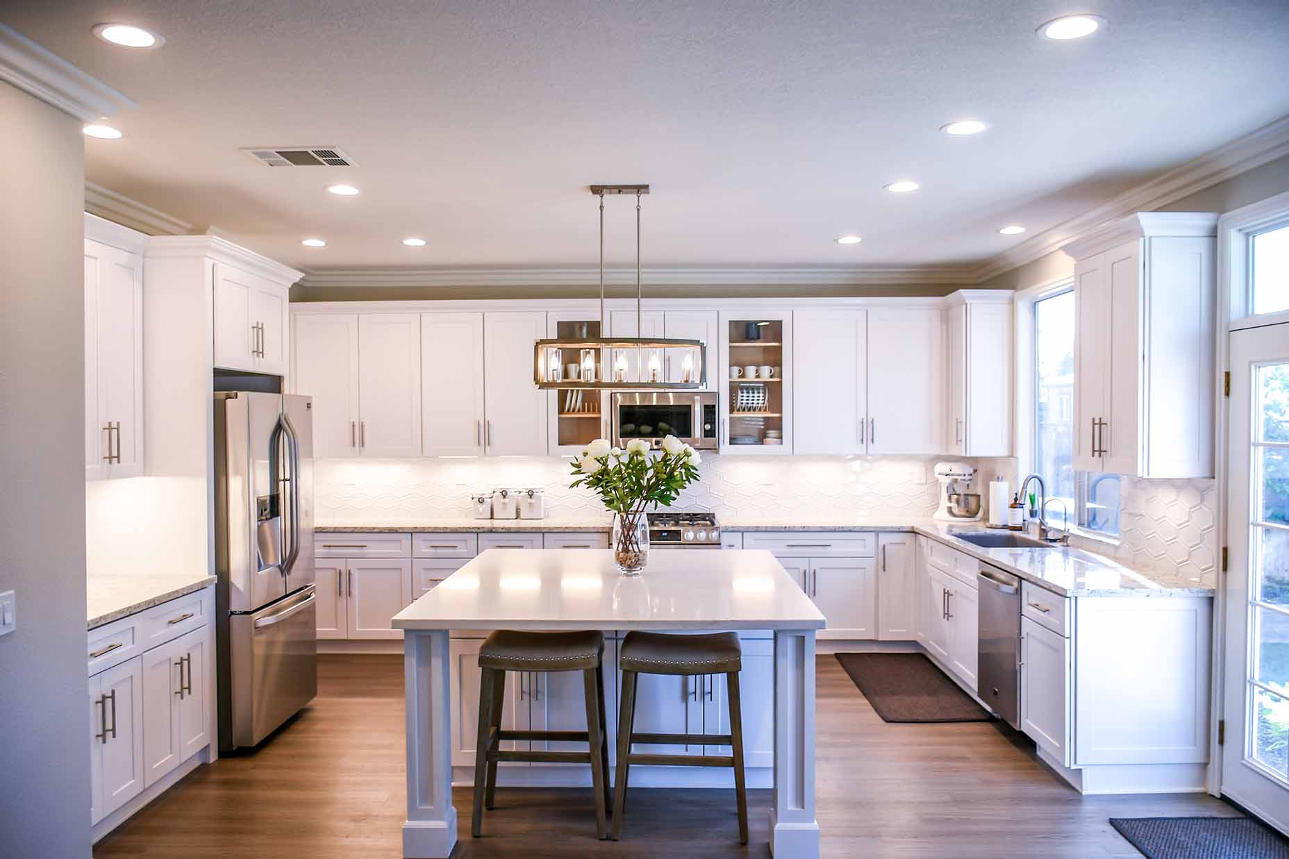 apartment-architecture-cabinets-2724749.jpg
